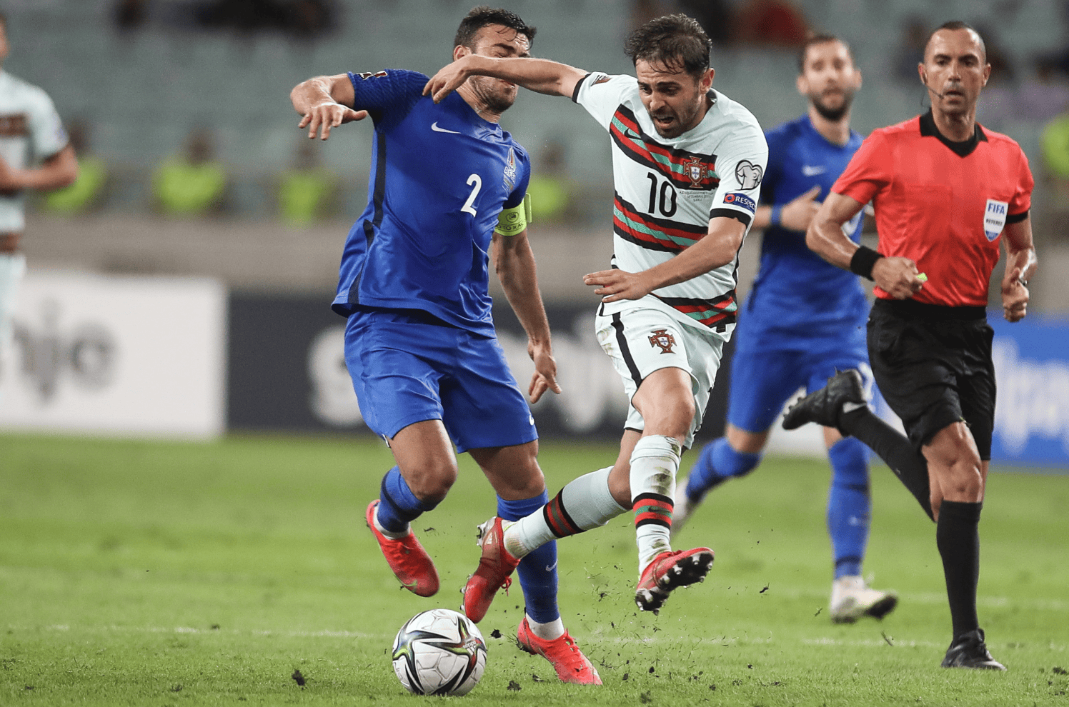 冰岛客场险胜，法国遭遇意大利提前告别欧预赛(意大利对冰岛)