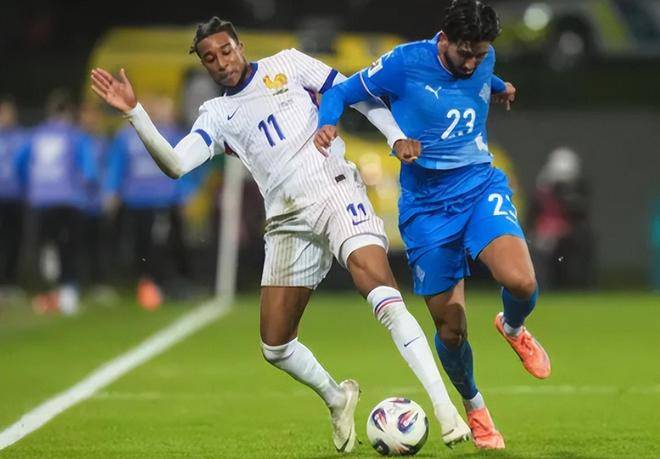 冰岛客场险胜，法国遭遇意大利提前告别欧预赛(意大利对冰岛)